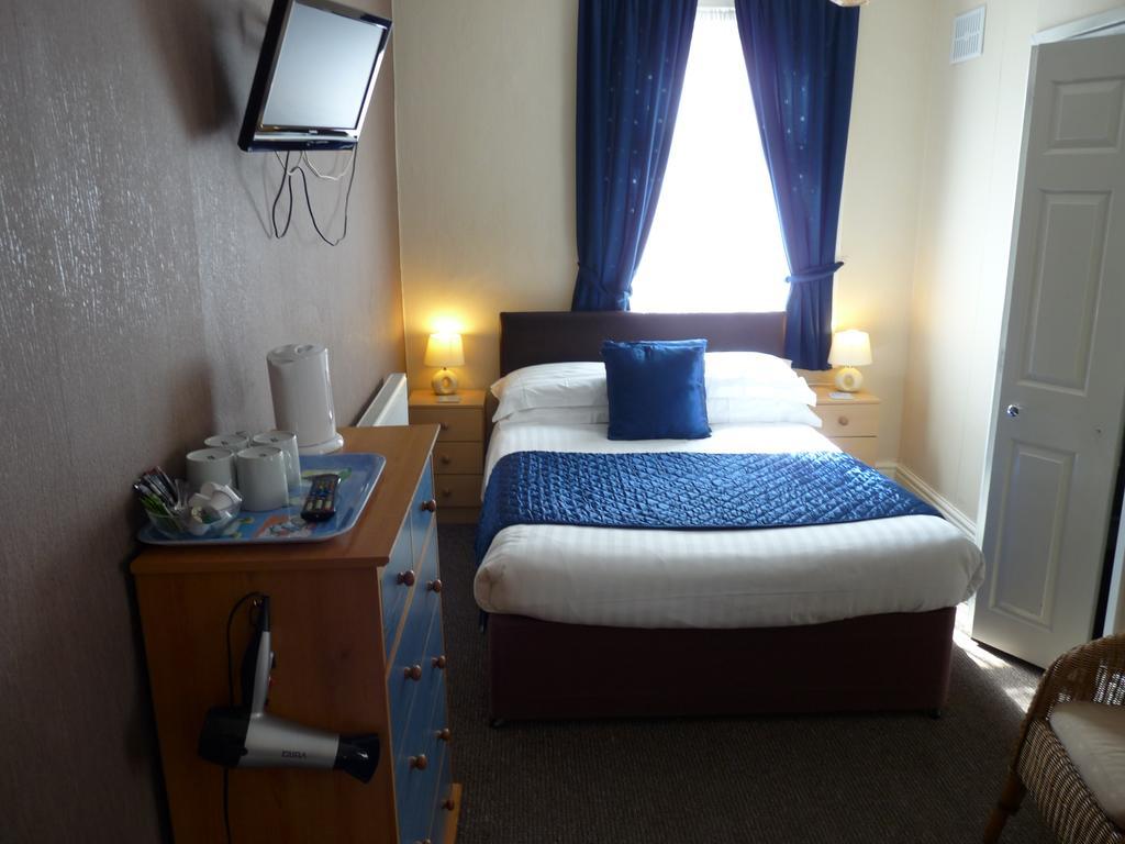 The Cumbrian Hotel Blackpool Extérieur photo